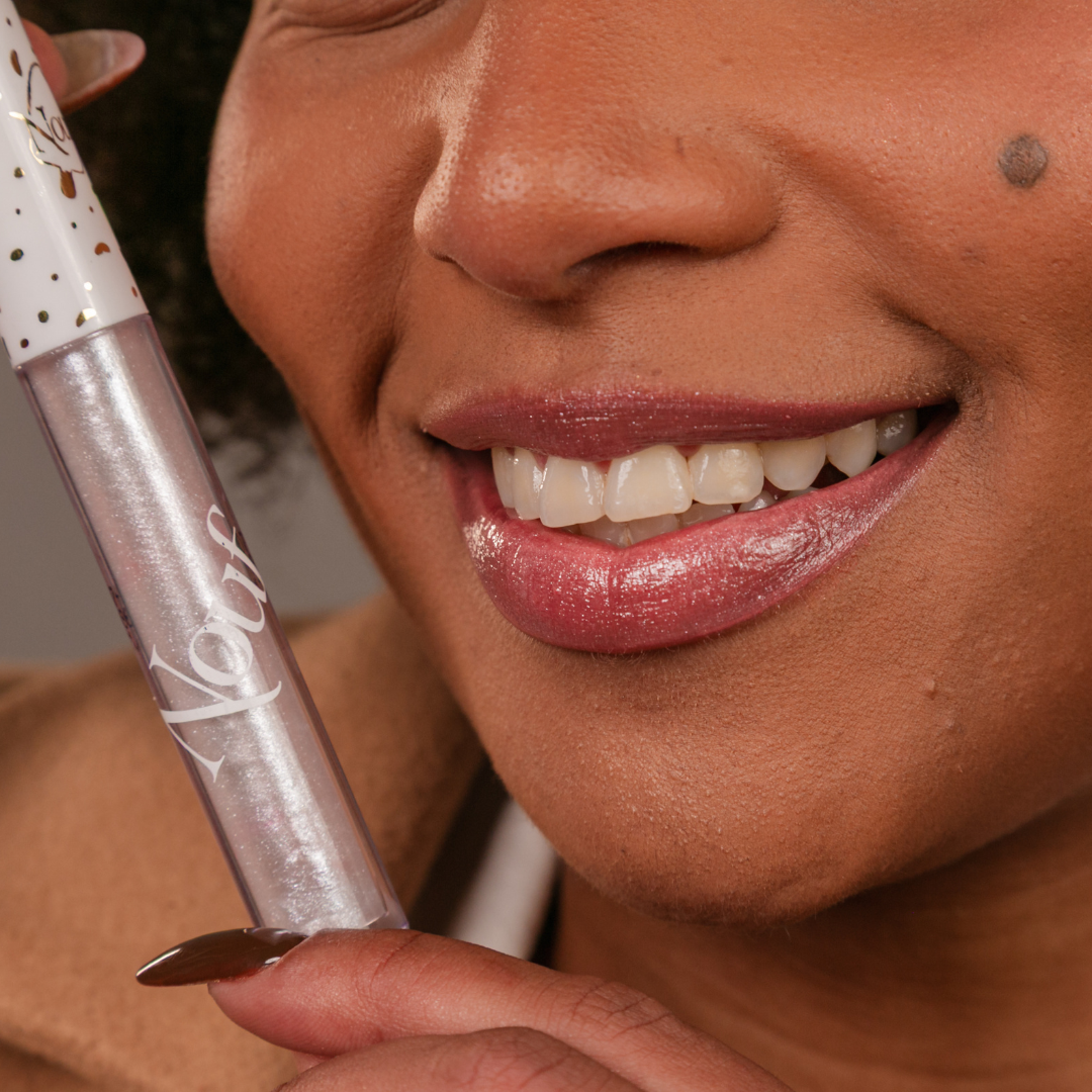 Kit Pó Facial + Gloss Labial Hidratante